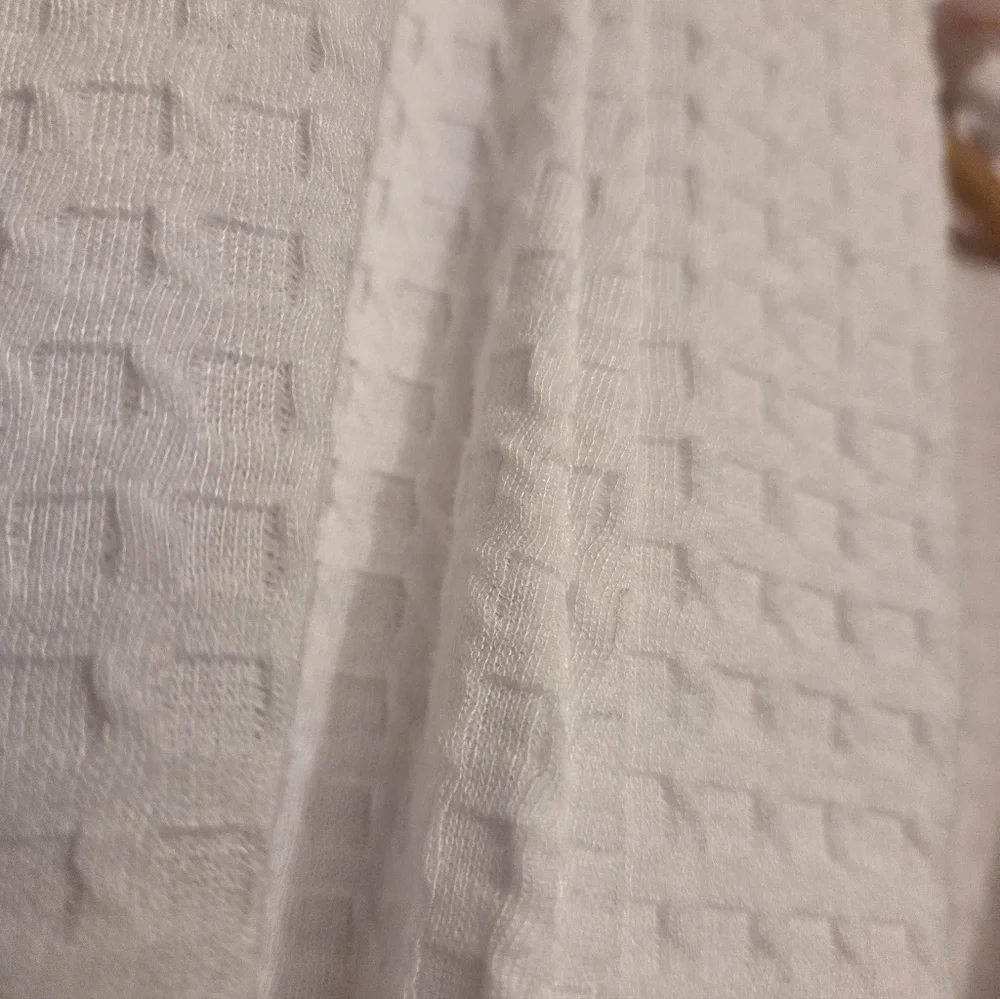 Joyspun Women's White Robe - Picture 4 of 5